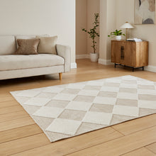 Lyna - Washable Rug - Beige/ White