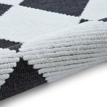 Lyna - Washable Rug - Charcoal/ White