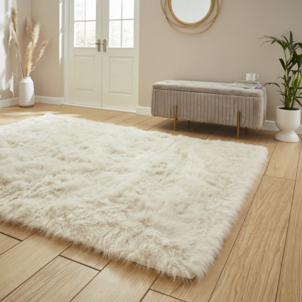 Polar Plush Beige Soft Shaggy Rug