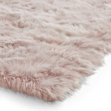 Polar Plush Rose soft Shaggy Rug